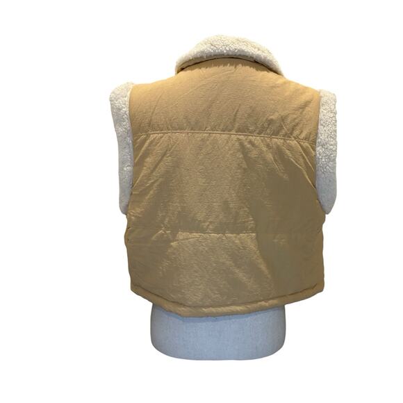New Thread & Supply Light Tan Sherpa Lined Vest Large - Picture 2 of 5